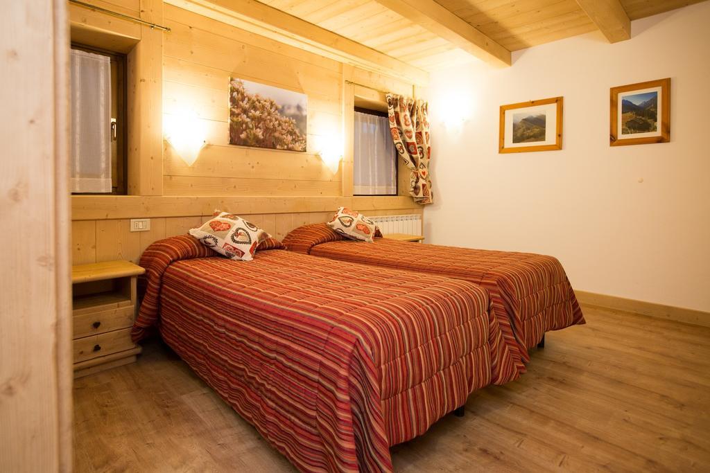 Hotel Restaurant La Barme Конье Экстерьер фото